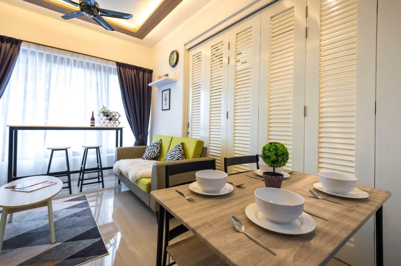 @ Japan-european Style Apartment George Town